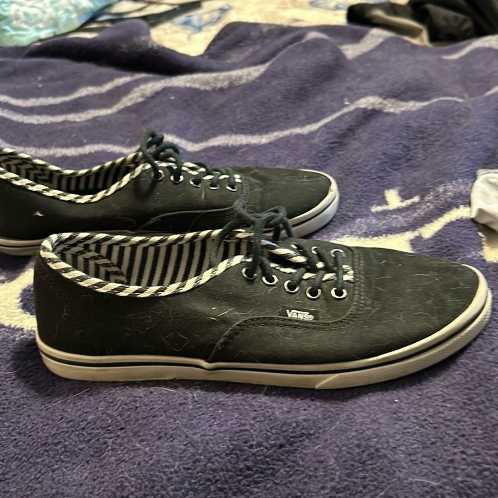 Women’s vans size 8.0